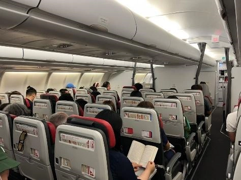 ที่นั่งบนเครื่องสบาย